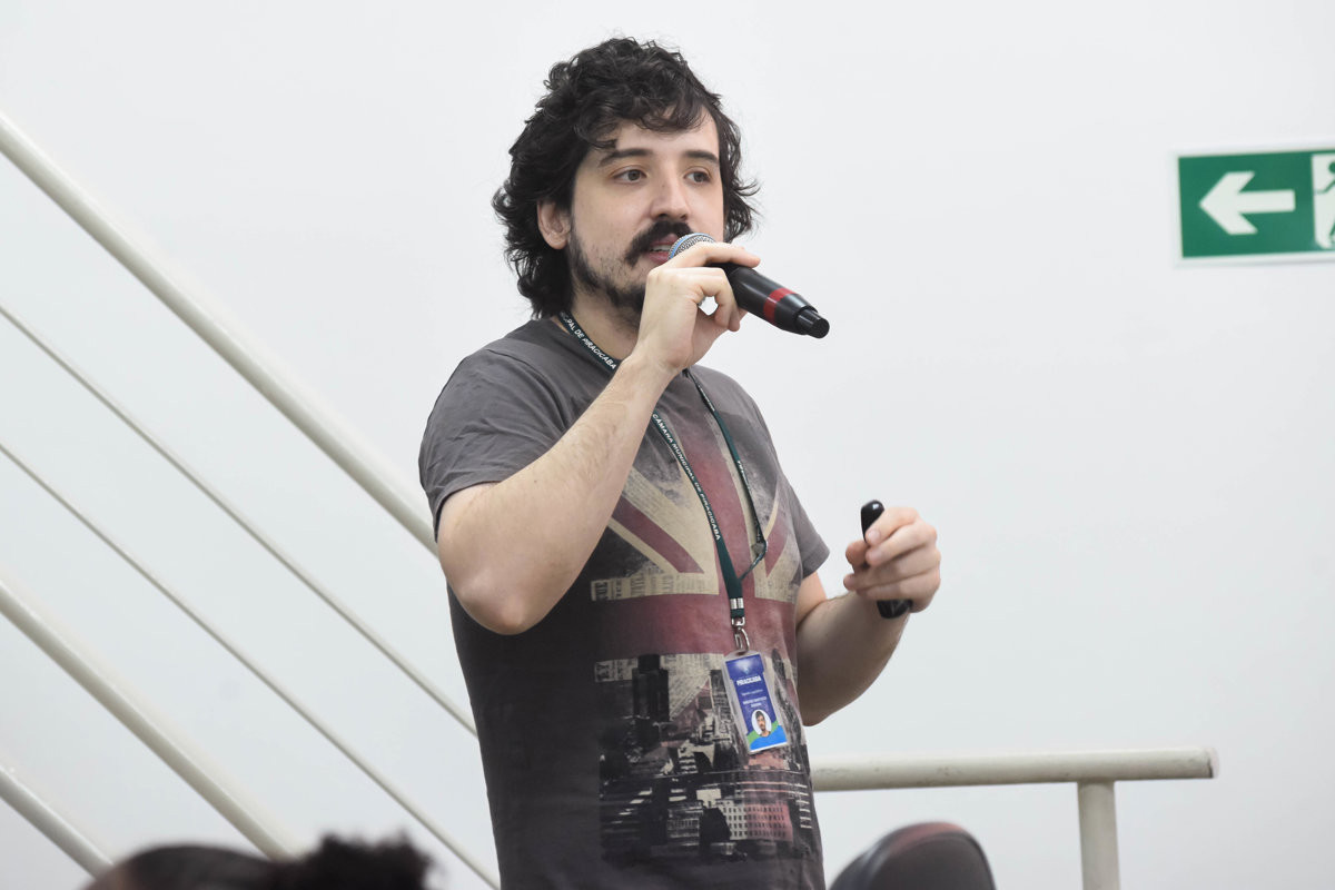 Estudantes da Escola Tercilia Bernadete Sanches visitam a Câmara