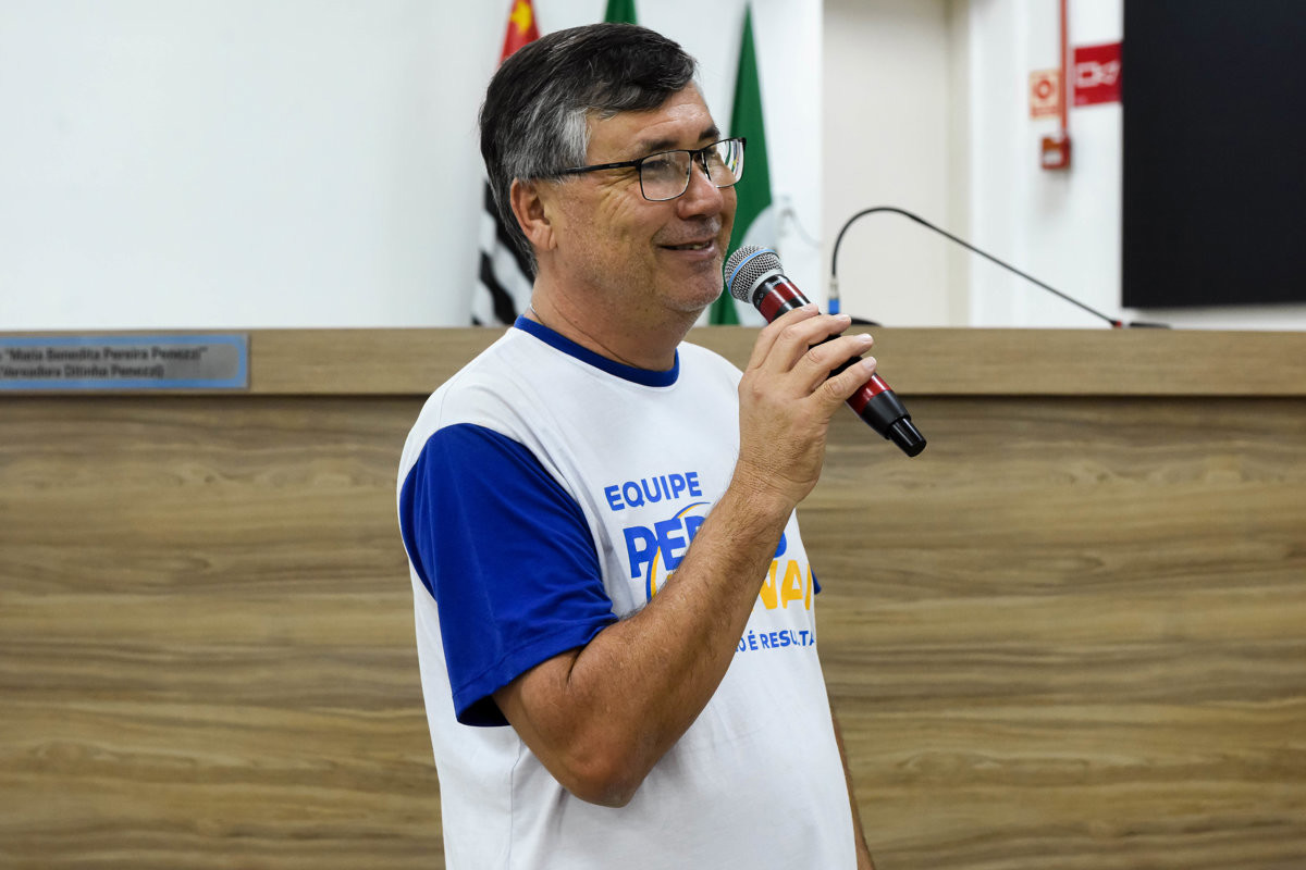 Estudantes da Escola Tercilia Bernadete Sanches visitam a Câmara