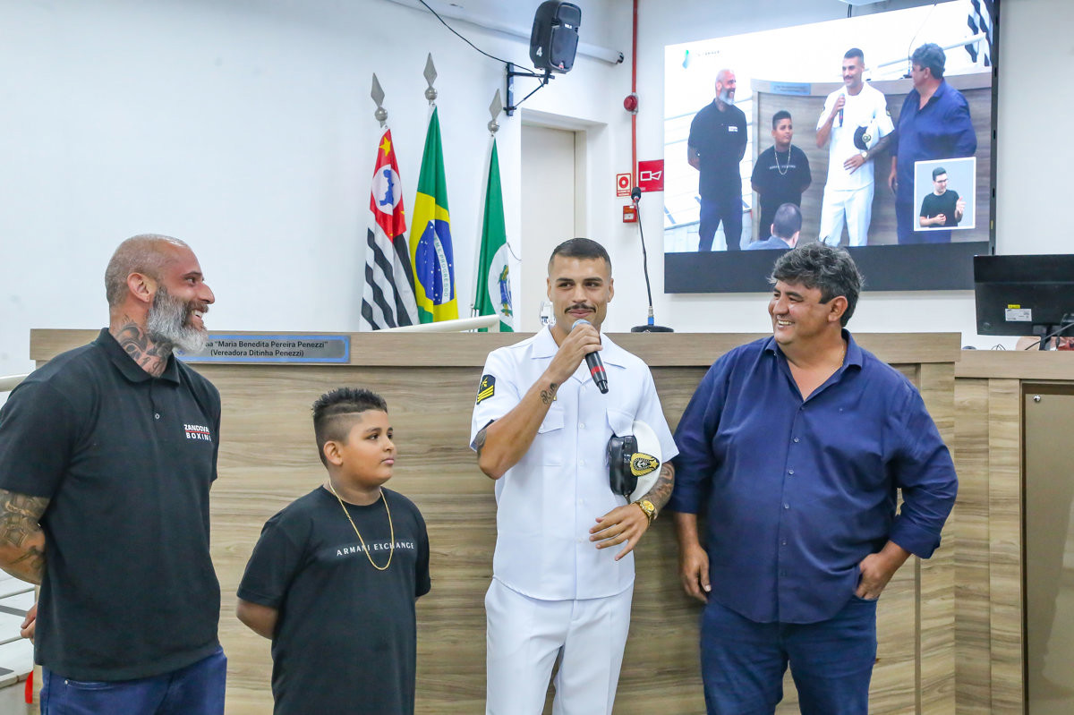 Ramon Batagello conheceu o boxe através de um projeto da Selam (Secretaria Municipal de Esportes e Lazer)