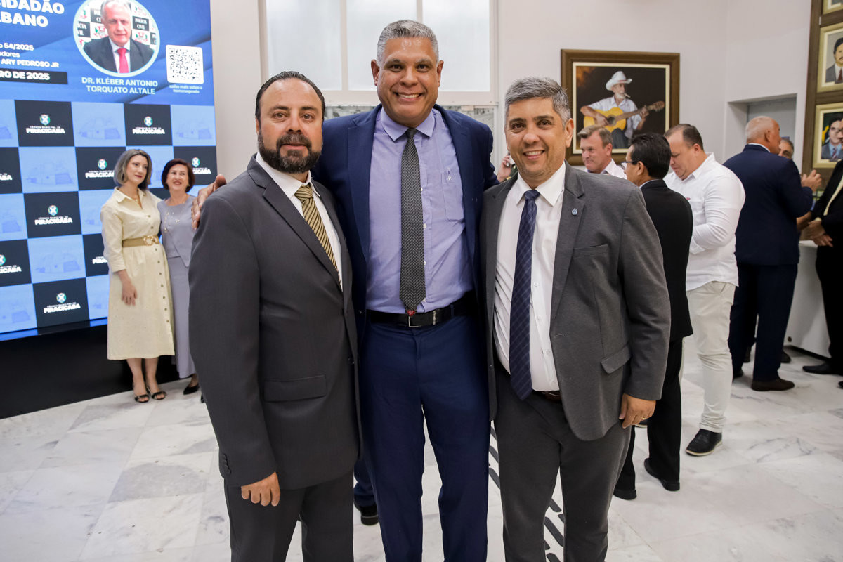 Iniciativa das homenagens foi dos vereadores Laércio Trevisan Jr. (PL) e Ary Pedroso Jr. (PL)
