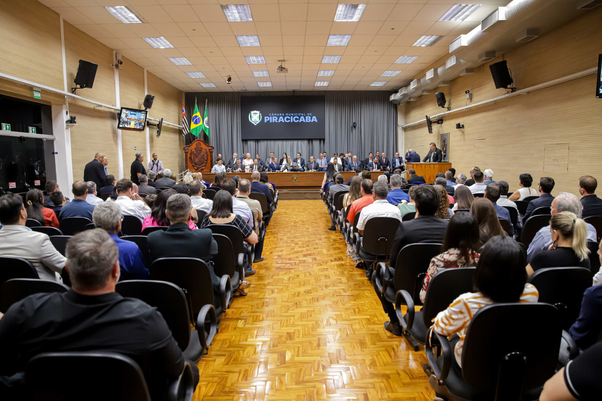 Iniciativa das homenagens foi dos vereadores Laércio Trevisan Jr. (PL) e Ary Pedroso Jr. (PL)