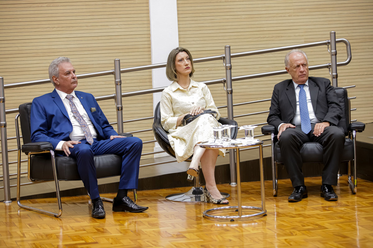 Iniciativa das homenagens foi dos vereadores Laércio Trevisan Jr. (PL) e Ary Pedroso Jr. (PL)