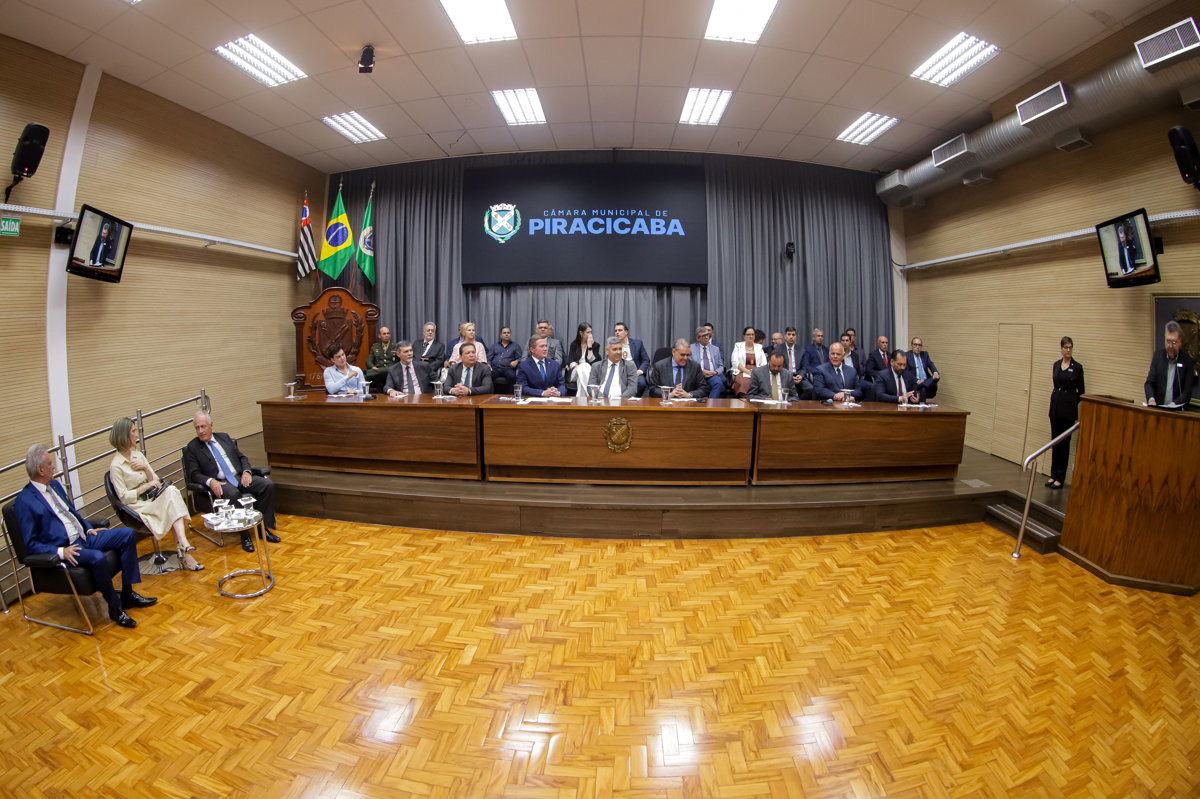 Iniciativa das homenagens foi dos vereadores Laércio Trevisan Jr. (PL) e Ary Pedroso Jr. (PL)