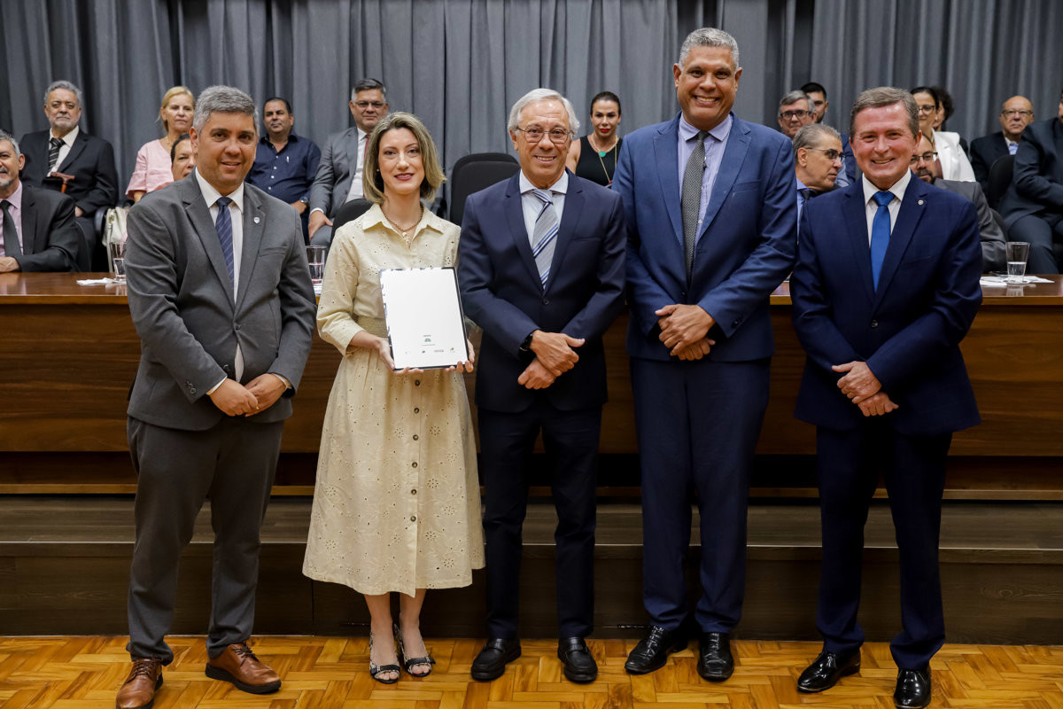 Iniciativa das homenagens foi dos vereadores Laércio Trevisan Jr. (PL) e Ary Pedroso Jr. (PL)