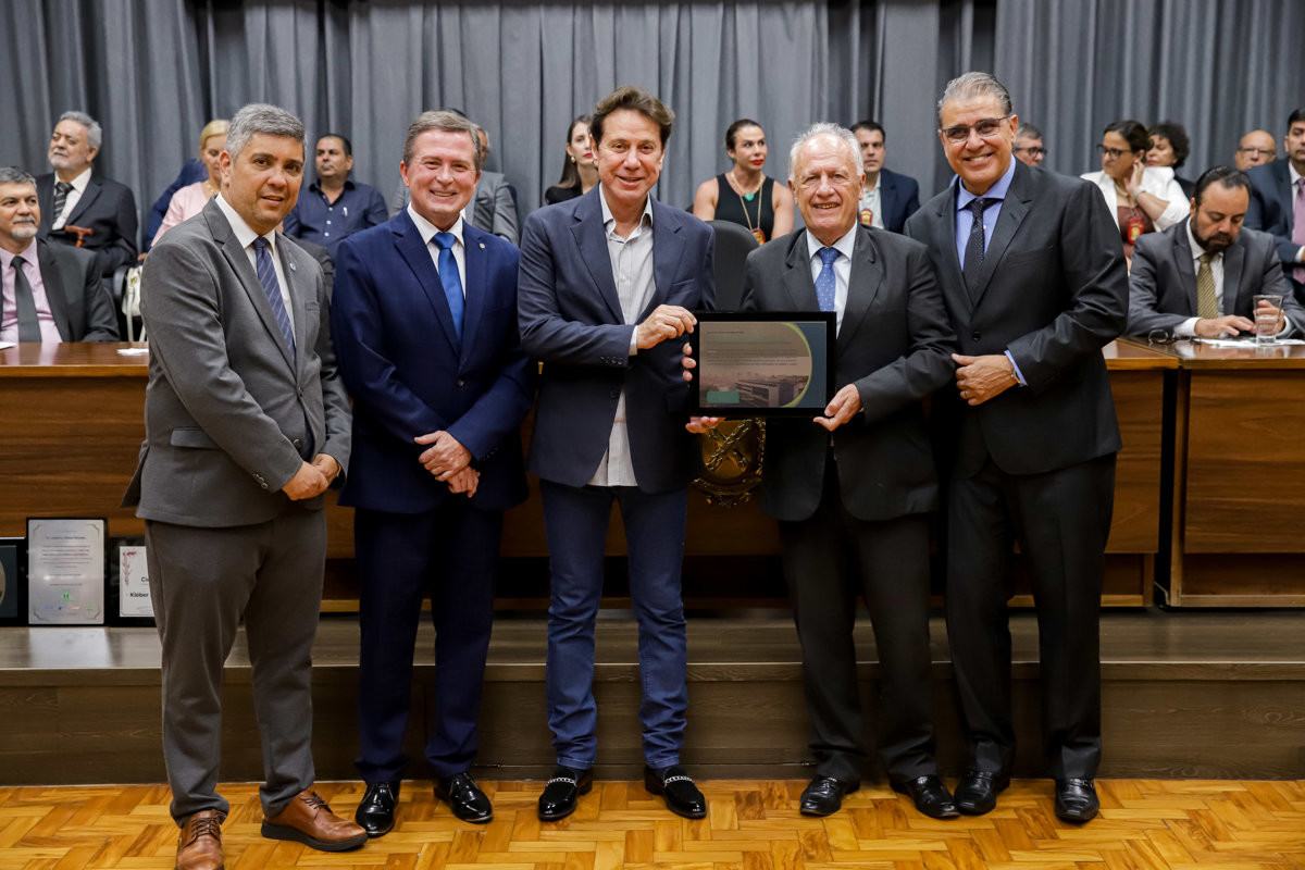 Iniciativa das homenagens foi dos vereadores Laércio Trevisan Jr. (PL) e Ary Pedroso Jr. (PL)
