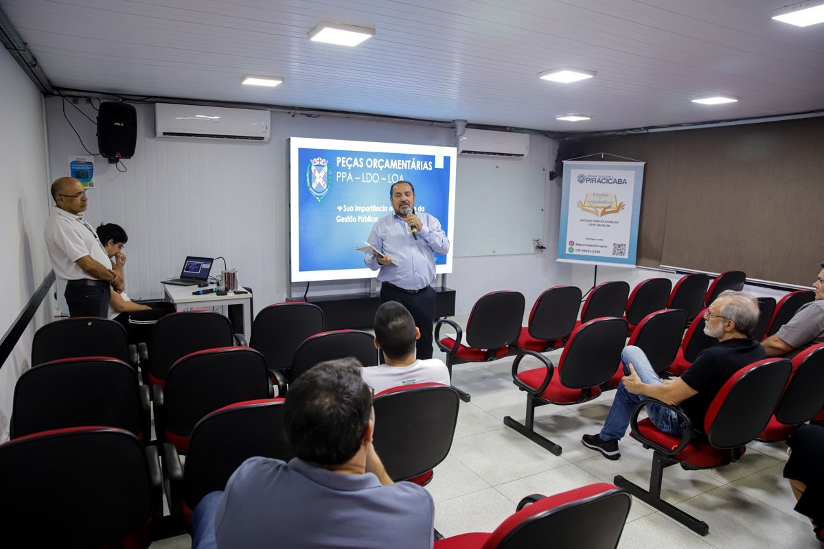 Escola do Legislativo: Roda de Conversa avalia 'peças orçamentárias'