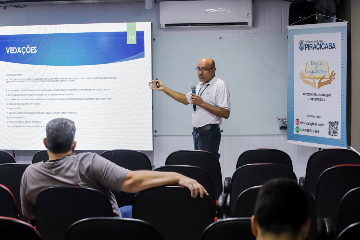 Escola do Legislativo: Roda de Conversa avalia 'peças orçamentárias'