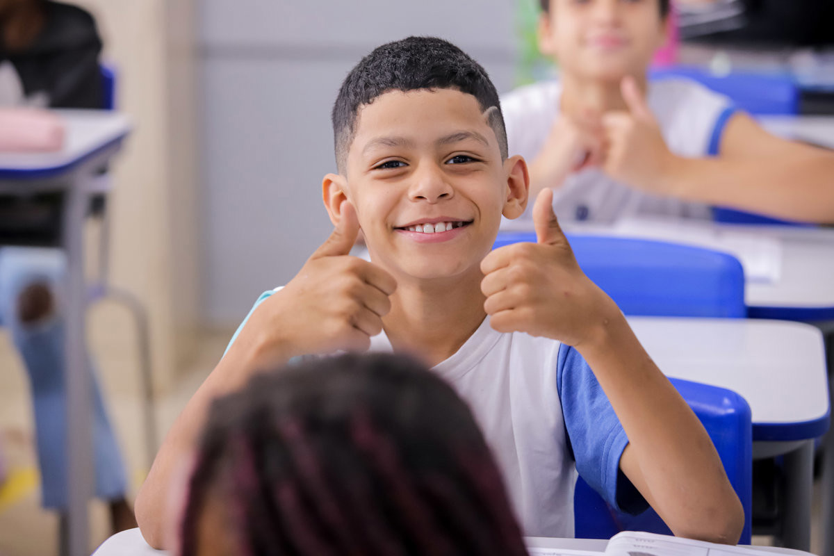 Vereador faz visita institucional em escola municipal na região da Vila Sônia