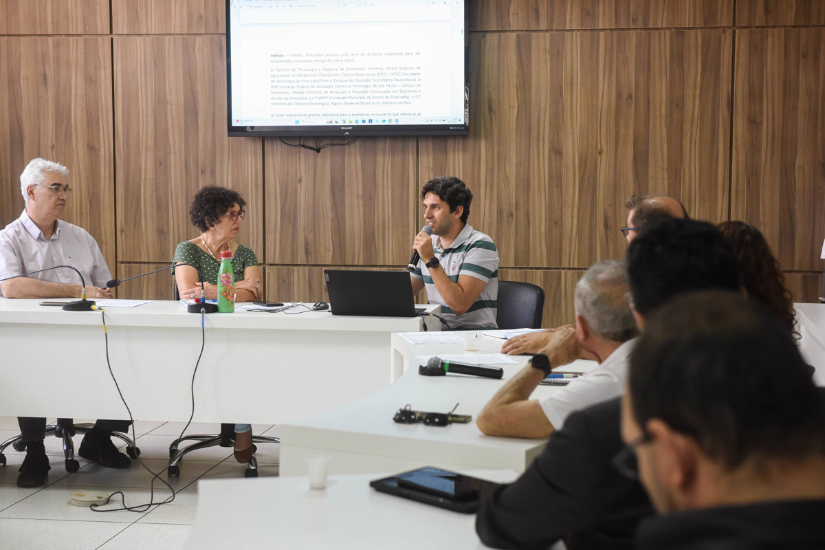 Fórum Permanente faz balanço anual e lança carta manifesto da cidade inteligente