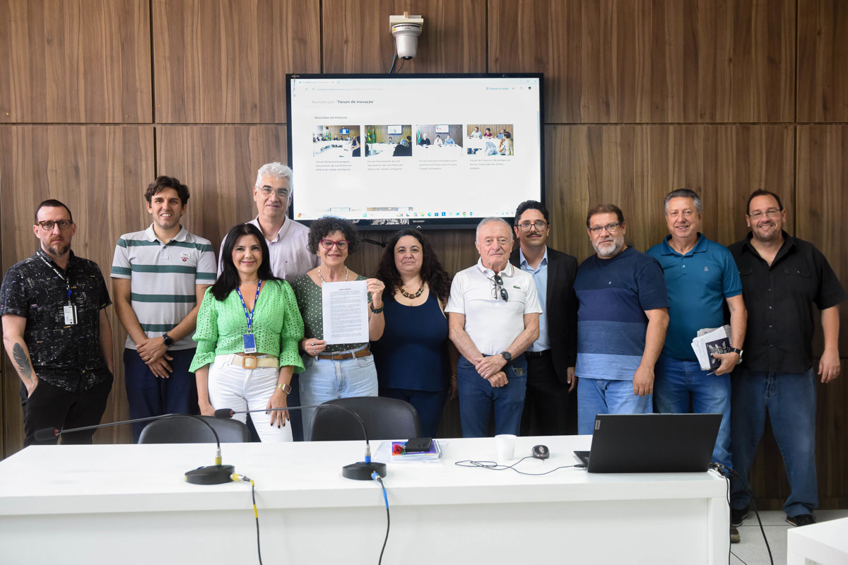 Fórum Permanente faz balanço anual e lança carta manifesto da cidade inteligente