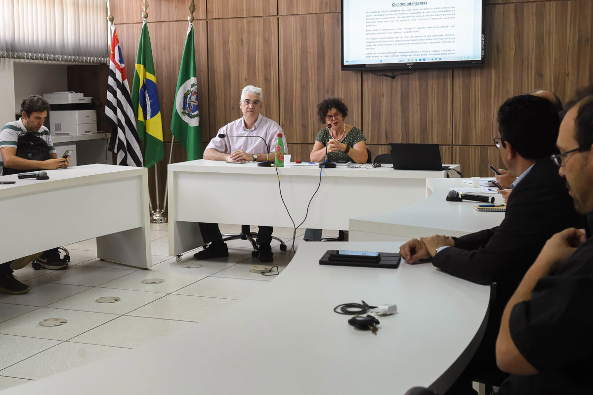 Fórum Permanente faz balanço anual e lança carta manifesto da cidade inteligente