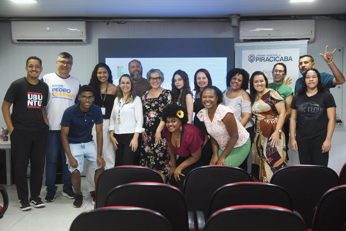 No período da manhã houve a conclusão do curso Libras Intermediário