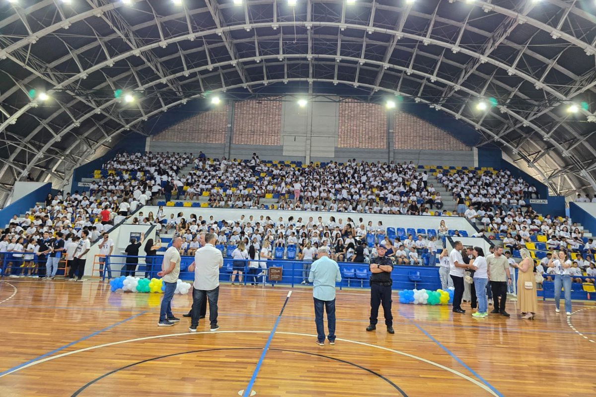 Vereador participa da formatura dos alunos do Programa GCEP