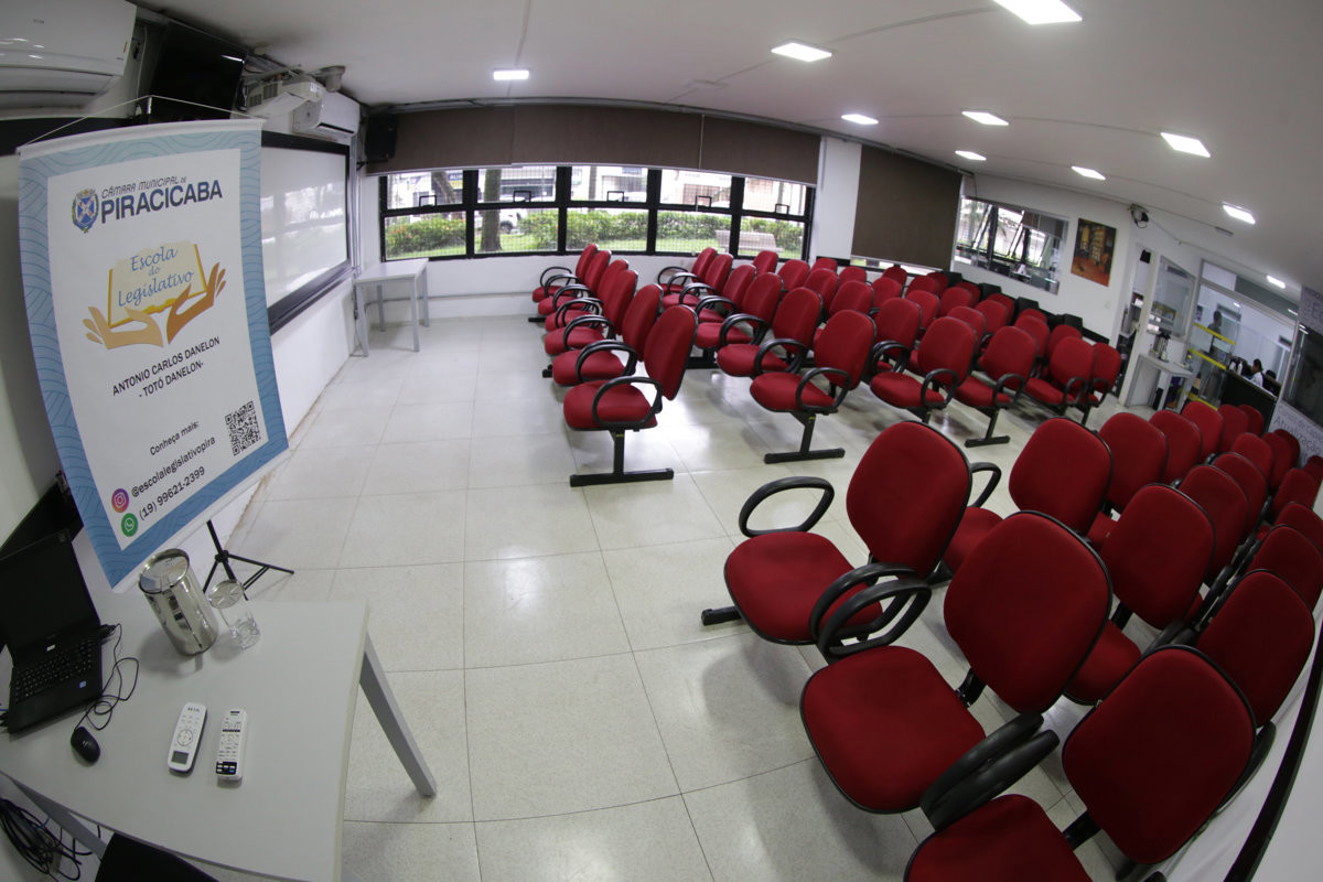 Escola do Legislativo apresenta balanço final de atividades em 2025