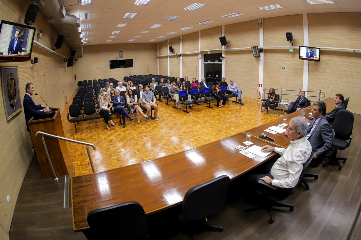 Câmara realça legado de médico esportista no Título Piracicabanus Praeclarus