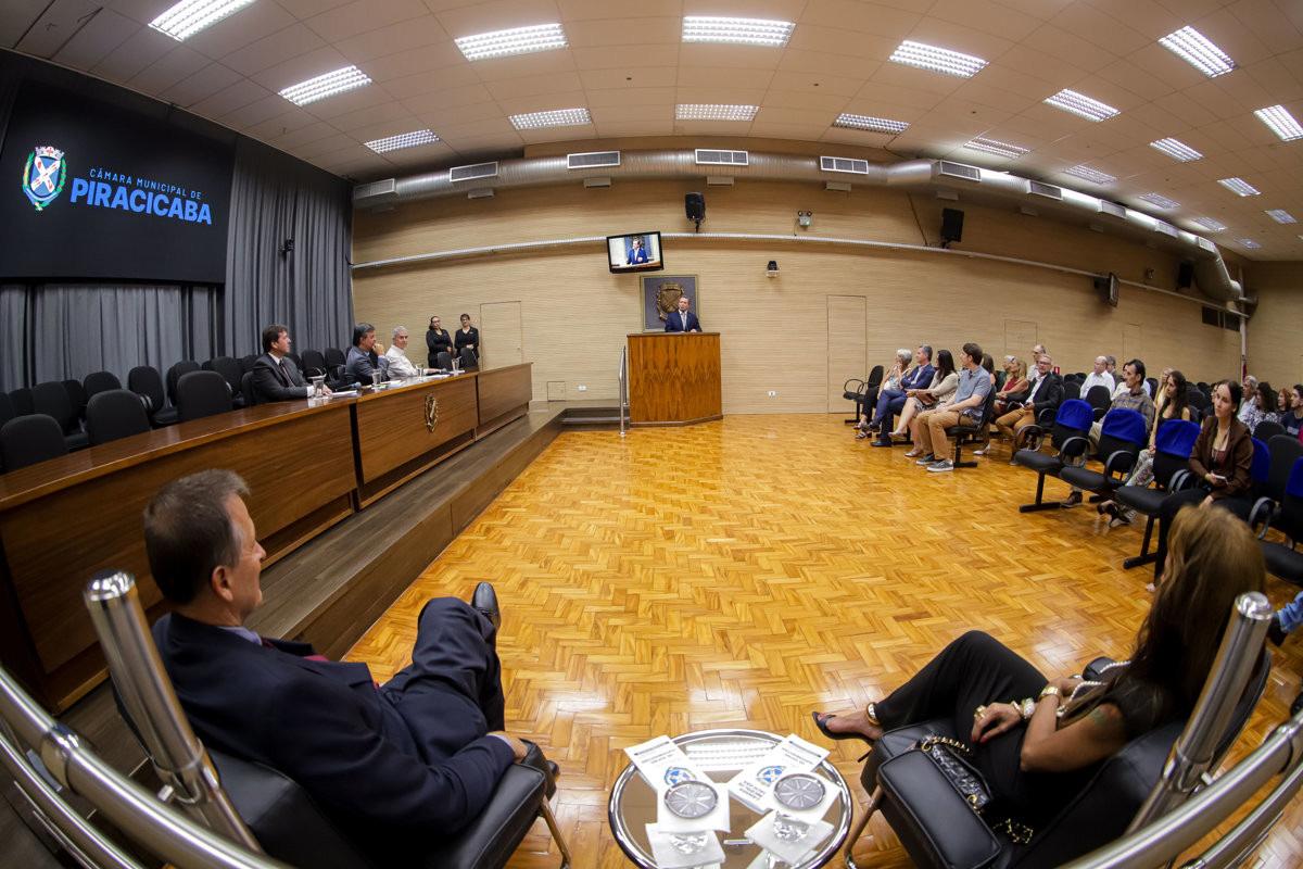 Câmara realça legado de médico esportista no Título Piracicabanus Praeclarus