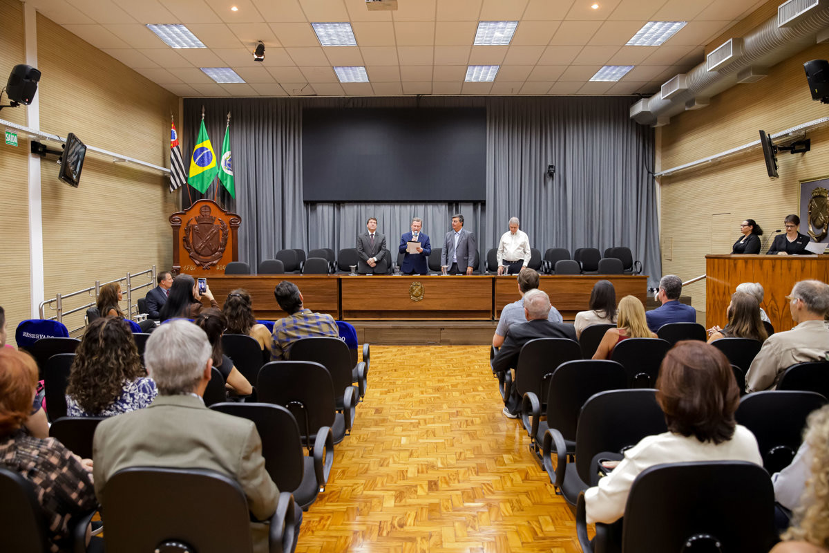 Câmara realça legado de médico esportista no Título Piracicabanus Praeclarus