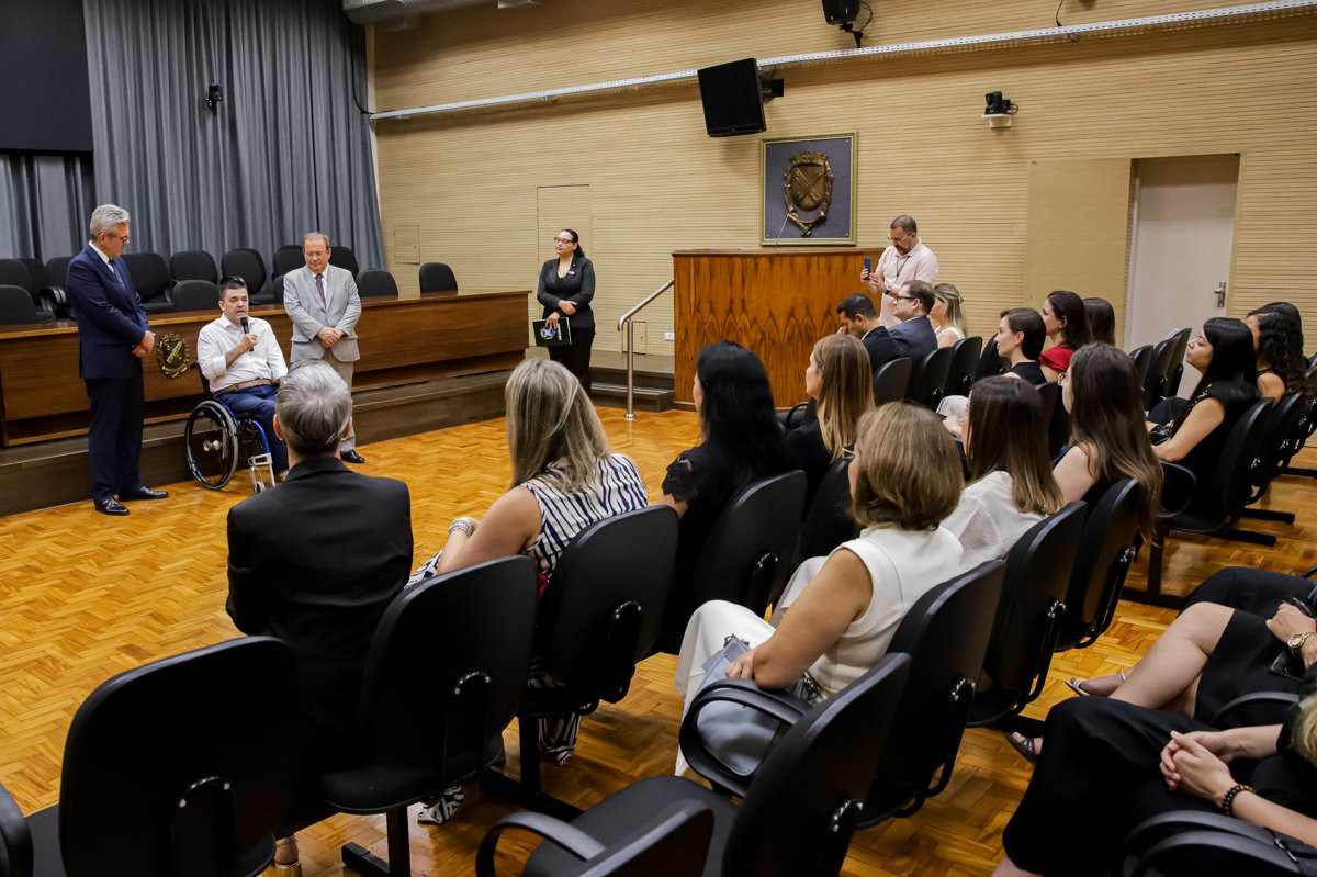 Câmara contempla sociedade de advogados pelos 35 anos de fundação