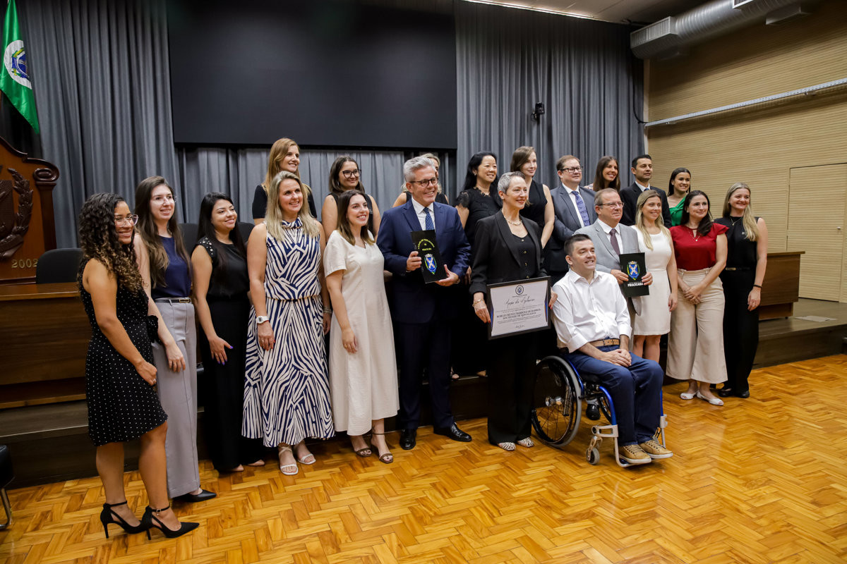 Câmara contempla sociedade de advogados pelos 35 anos de fundação