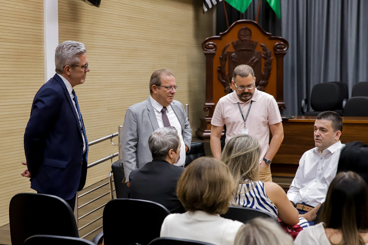 Câmara contempla sociedade de advogados pelos 35 anos de fundação