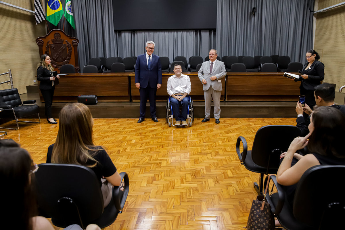 Câmara contempla sociedade de advogados pelos 35 anos de fundação