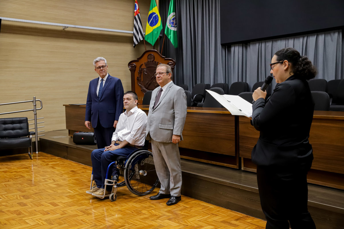 Câmara contempla sociedade de advogados pelos 35 anos de fundação