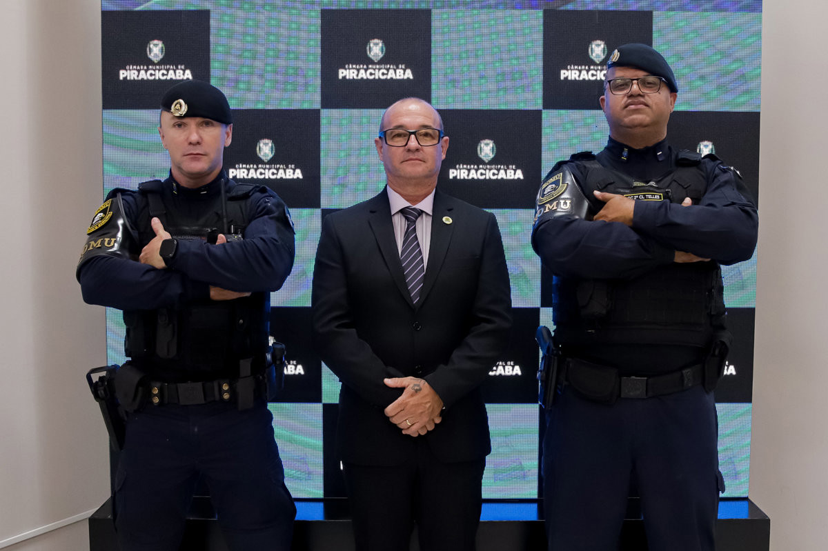 Sessão solene reconheceu serviços prestados à segurança pública