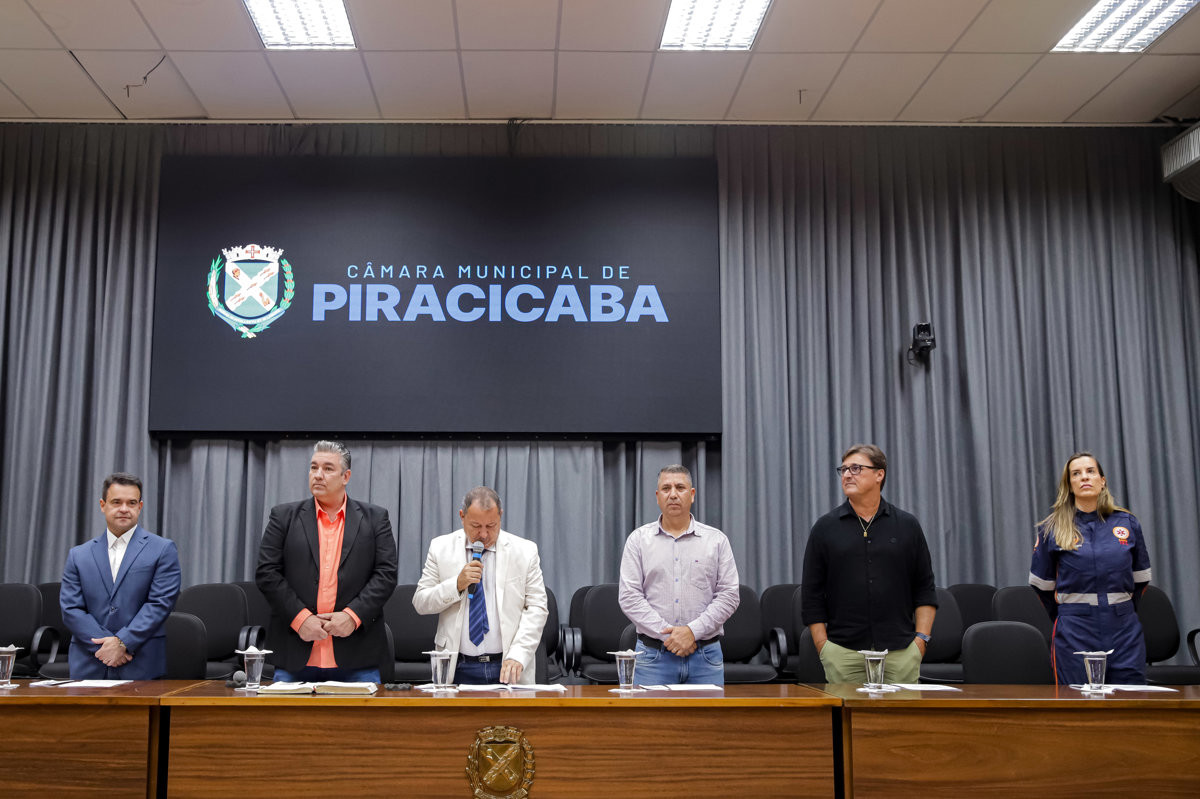Sessão solene reconheceu serviços prestados à segurança pública