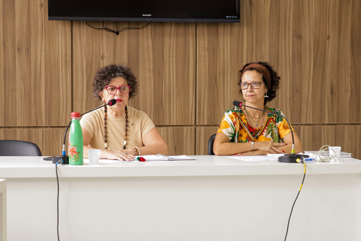 Rai de Almeida (PT), à esquerda da foto, e SIlvia Morales (PV) 