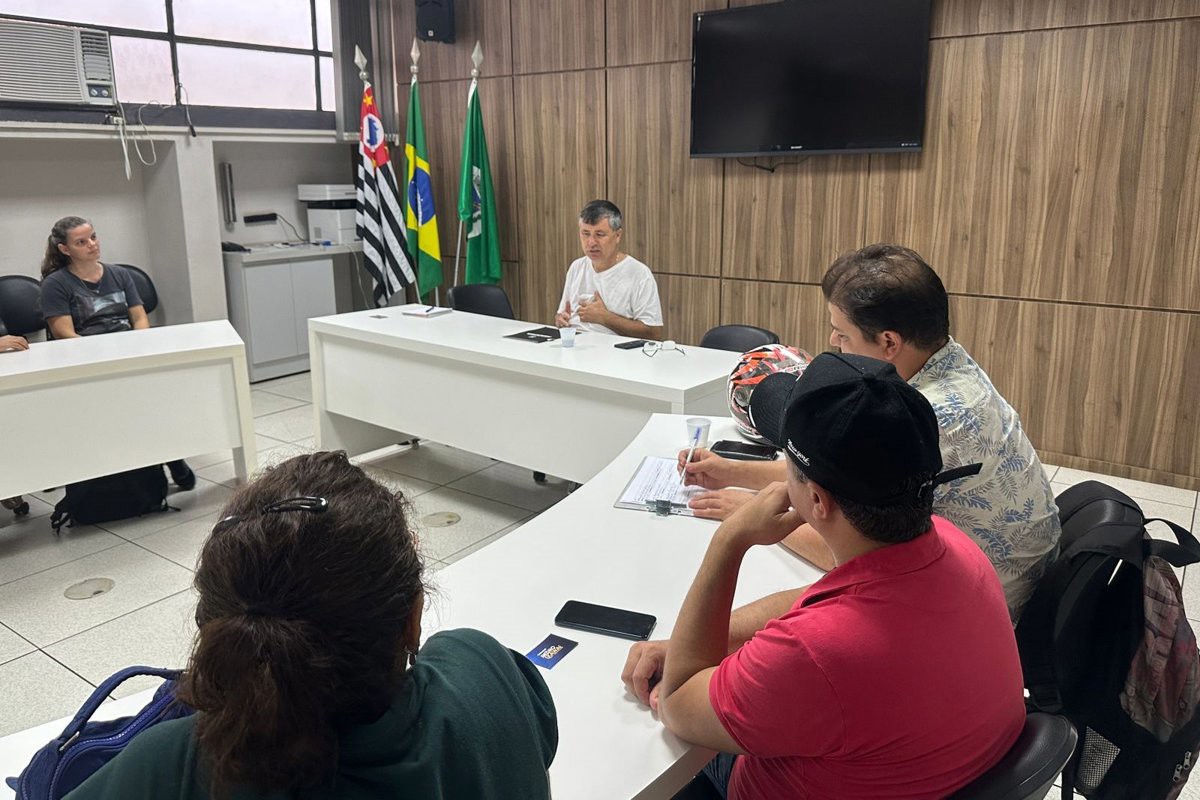 Reunião aconteceu na Sala de Reuniões do Prédio Anexo da Câmara 