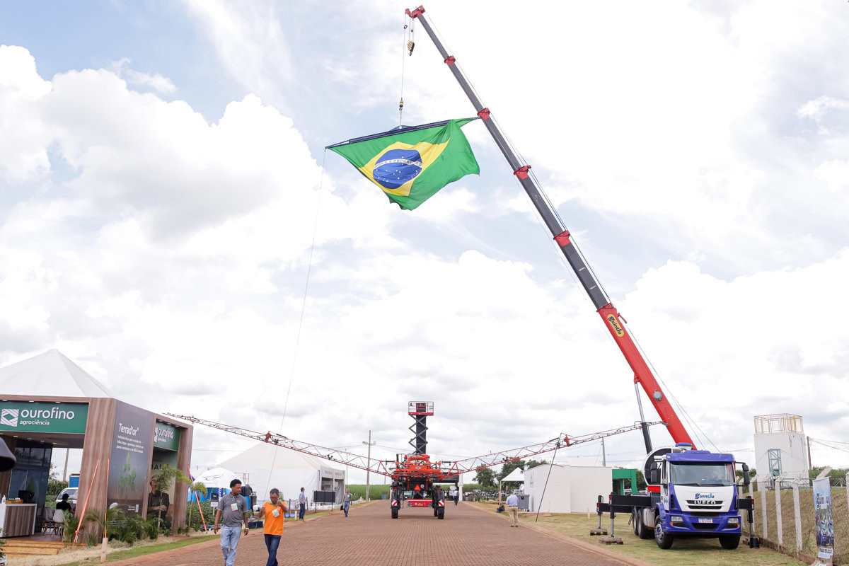 Câmara destaca feira de tecnologia de agronegócios e parabeniza Coplacana
