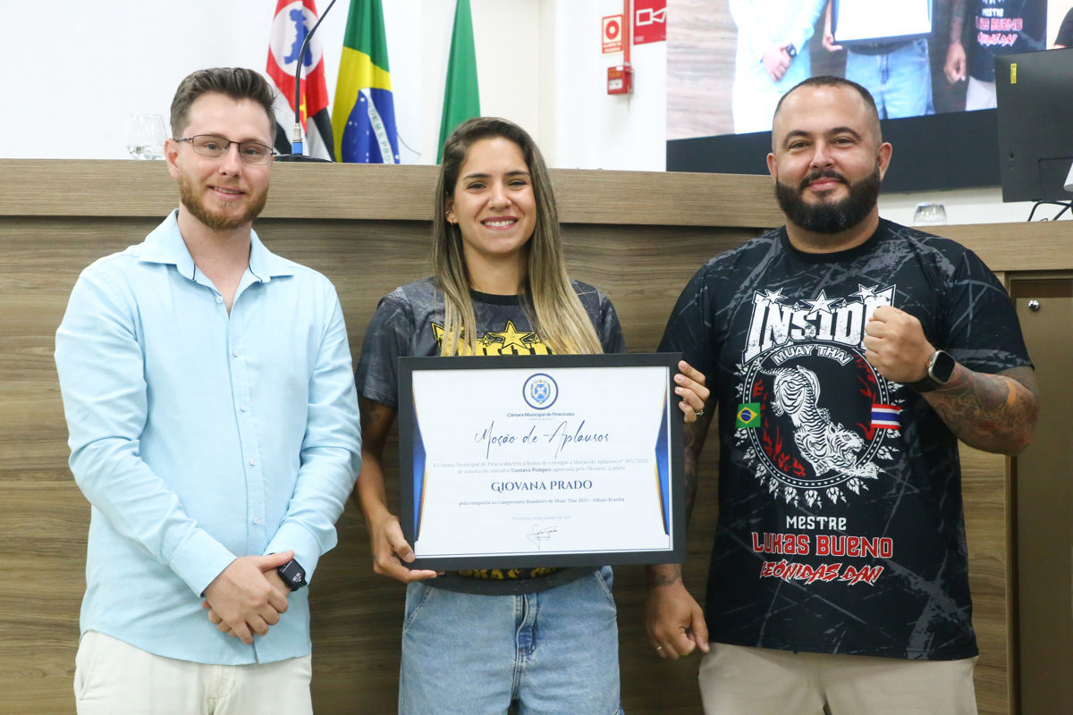 Da esquerda para a direita: Gustavo Pompeo, Giovana Prado e Lukas Bueno