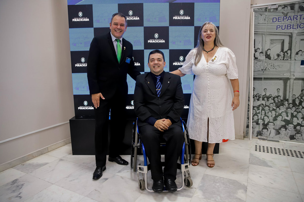 Projetos sociais desenvolvidos pelos clubes de serviço em prol da comunidade foram destacados na solenidade