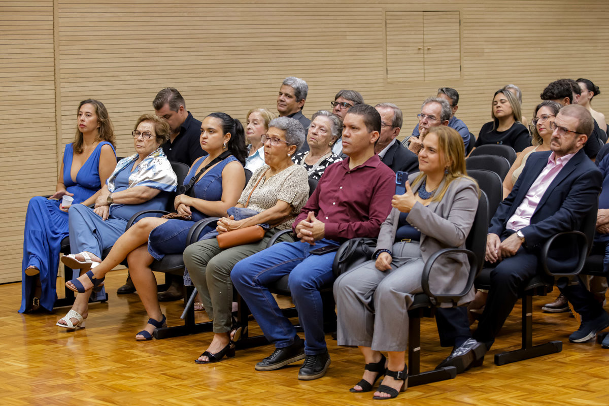 Projetos sociais desenvolvidos pelos clubes de serviço em prol da comunidade foram destacados na solenidade