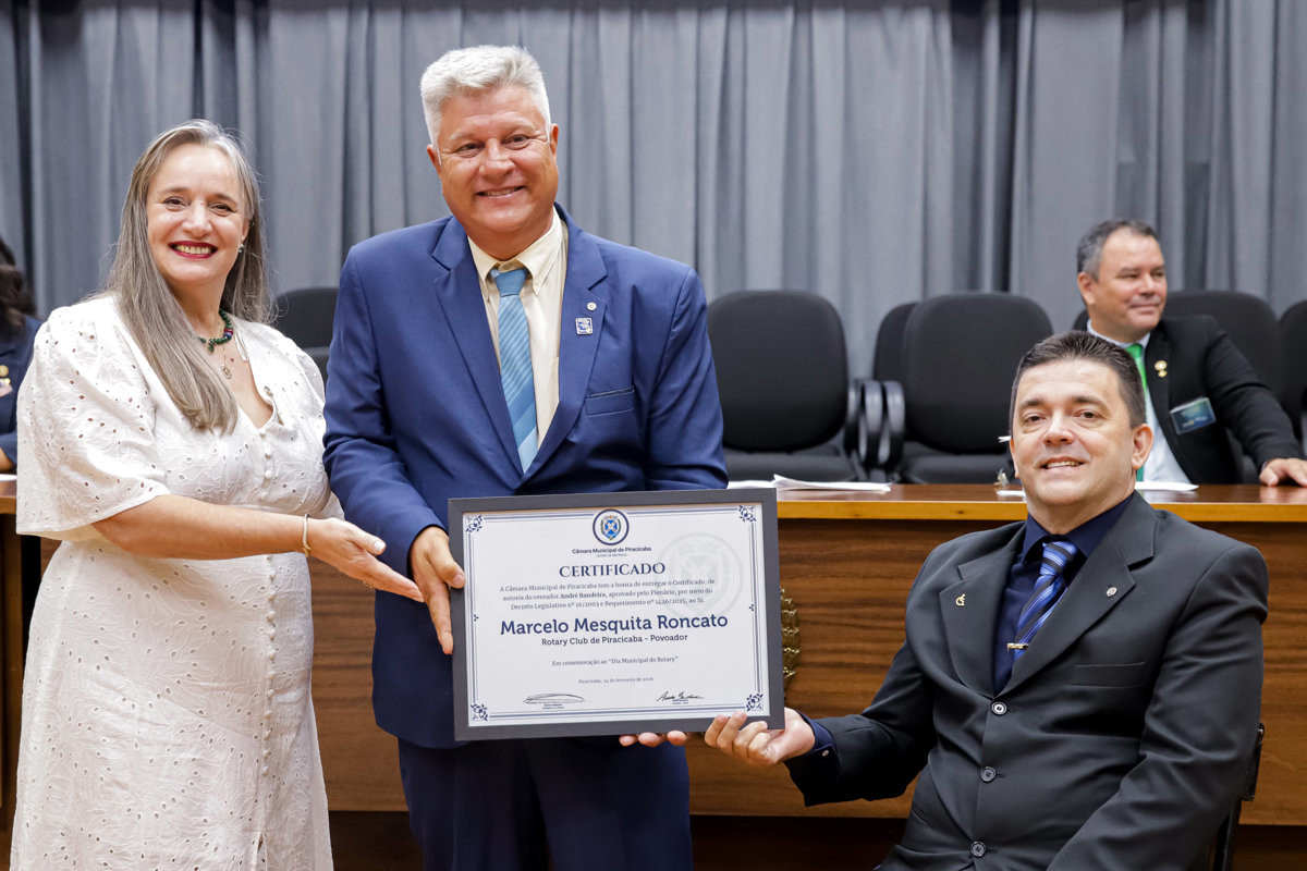 Projetos sociais desenvolvidos pelos clubes de serviço em prol da comunidade foram destacados na solenidade