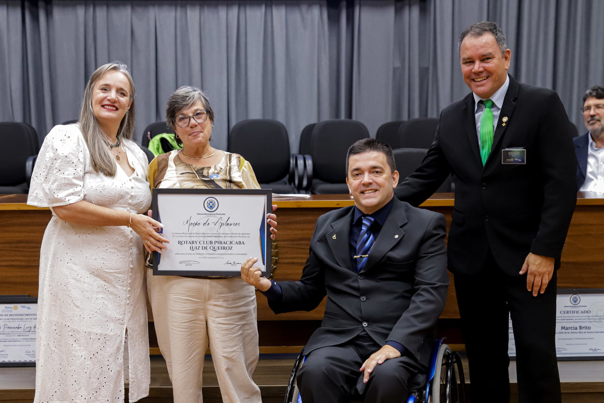 Projetos sociais desenvolvidos pelos clubes de serviço em prol da comunidade foram destacados na solenidade