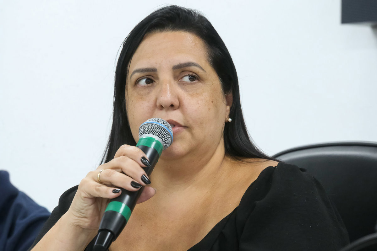 Karla Pelizzaro, secretária municipal de Finanças