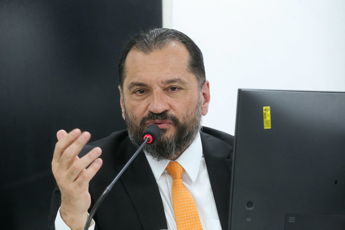 Audiência aconteceu na tarde desta quarta-feira (25), no plenário da Câmara