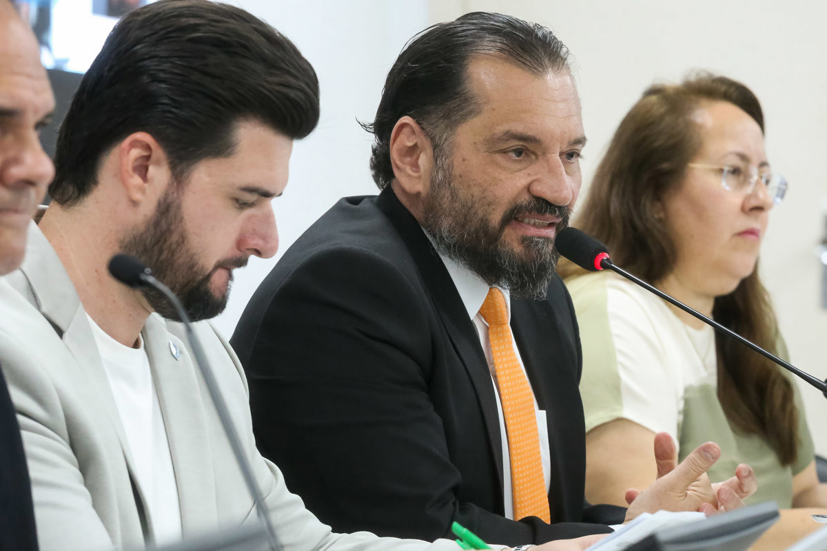 Audiência aconteceu na tarde desta quarta-feira (25), no plenário da Câmara