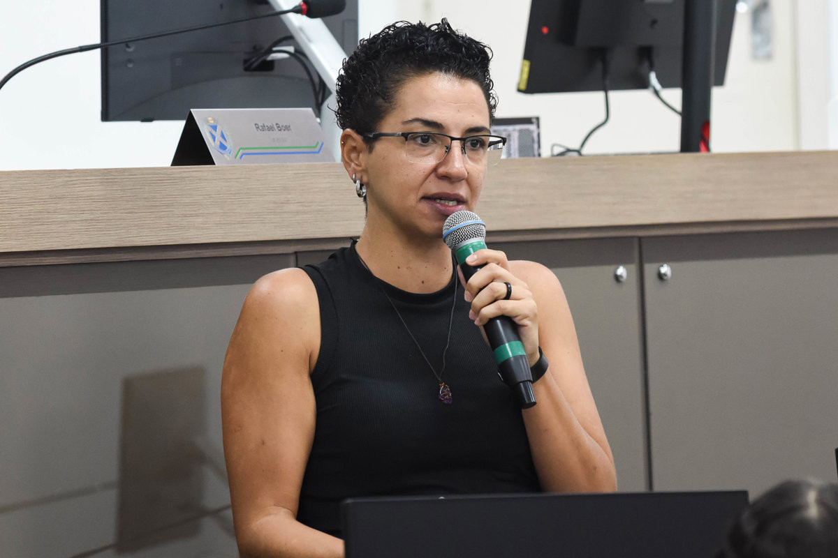 Conheça o Legislativo com alunos da EE Mello Contrim