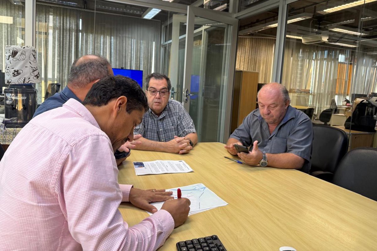 Reunião aconteceu na sede da pasta, no Centro Cívico