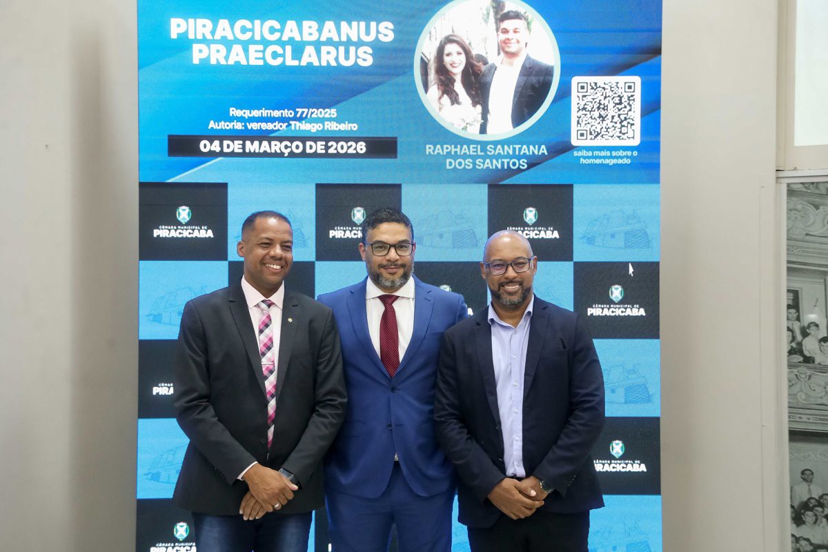 Sessão solene reuniu convidados e participantes no Salão Nobre da Câmara