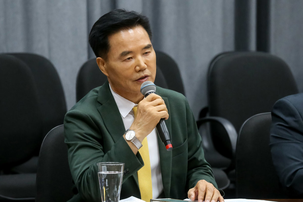 Sessão solene reuniu convidados e participantes no Salão Nobre da Câmara