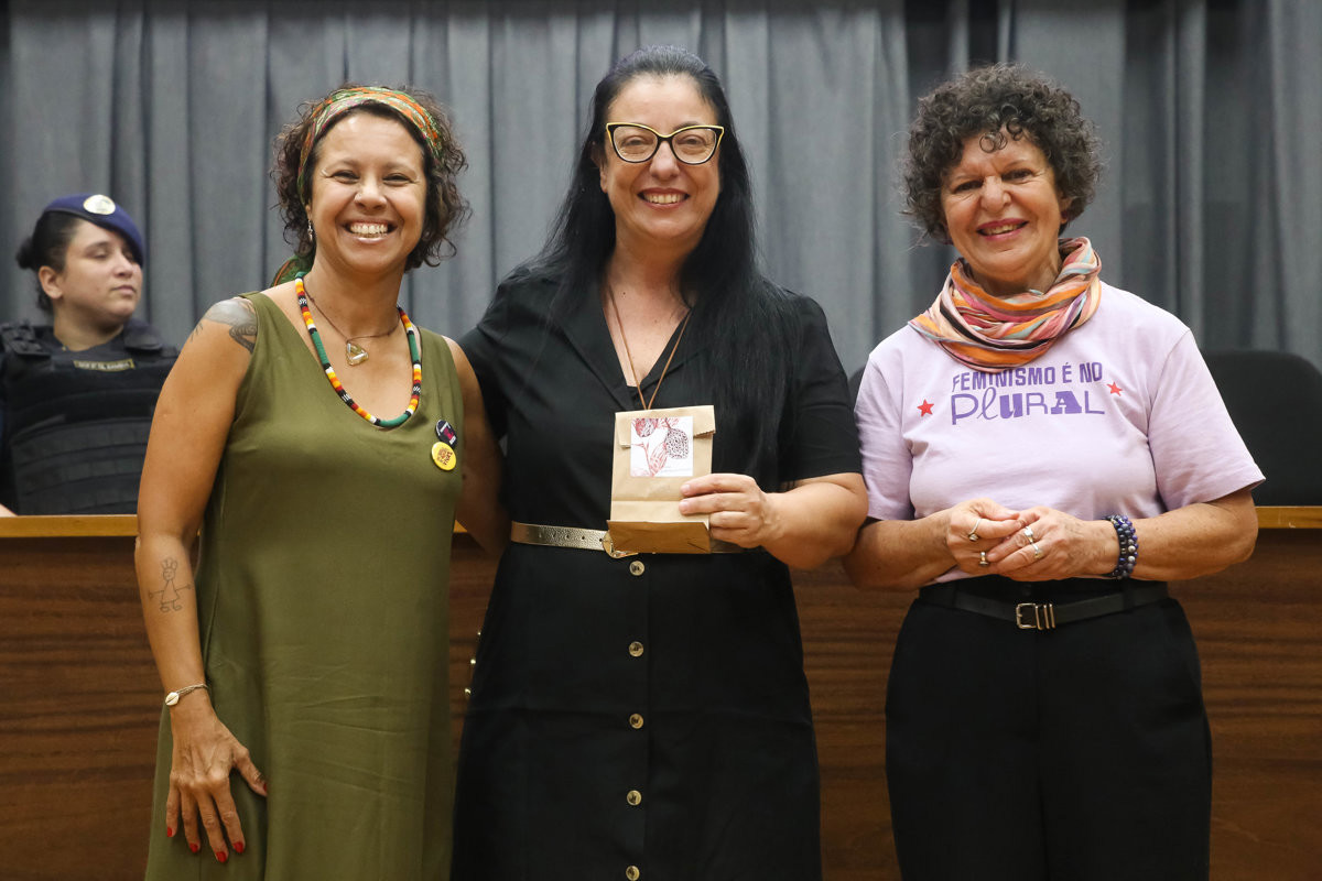 Reunião solene da Câmara celebra o Dia Internacional e Semana Especial da Mulher