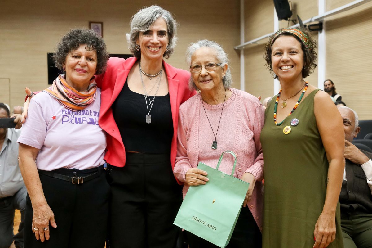 Reunião solene da Câmara celebra o Dia Internacional e Semana Especial da Mulher