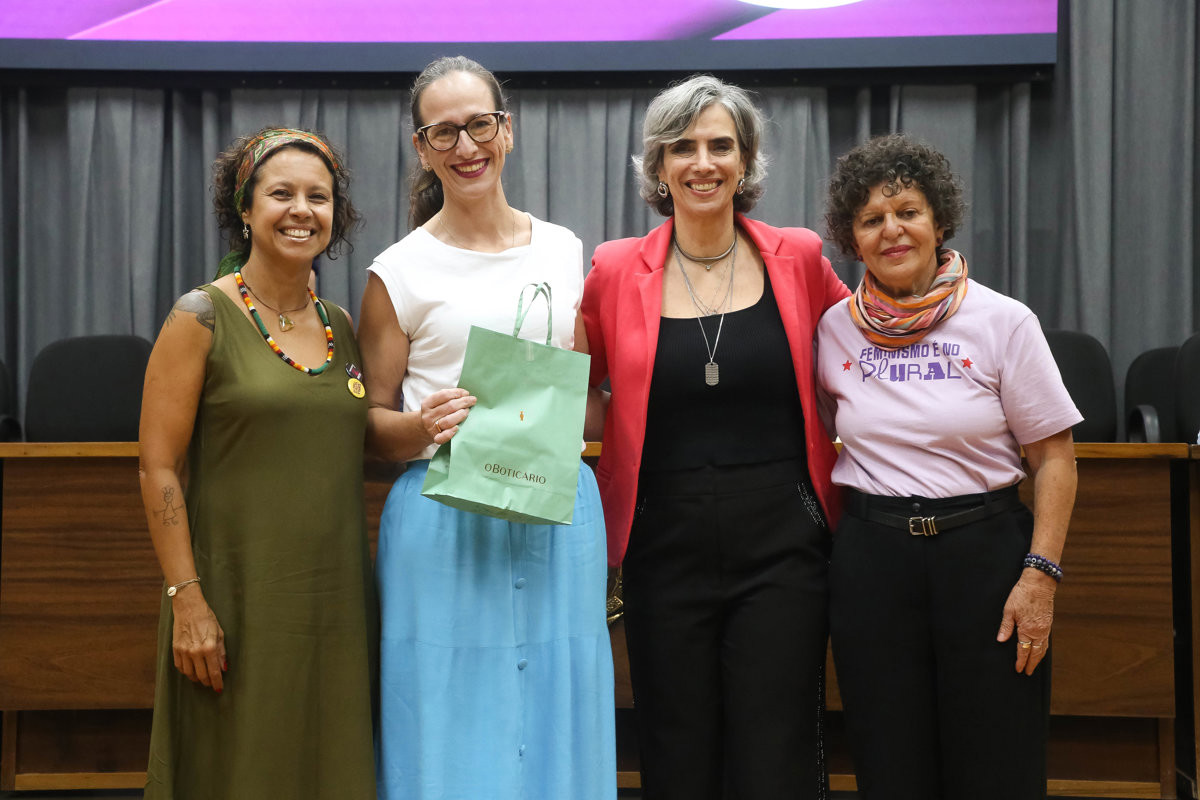 Reunião solene da Câmara celebra o Dia Internacional e Semana Especial da Mulher