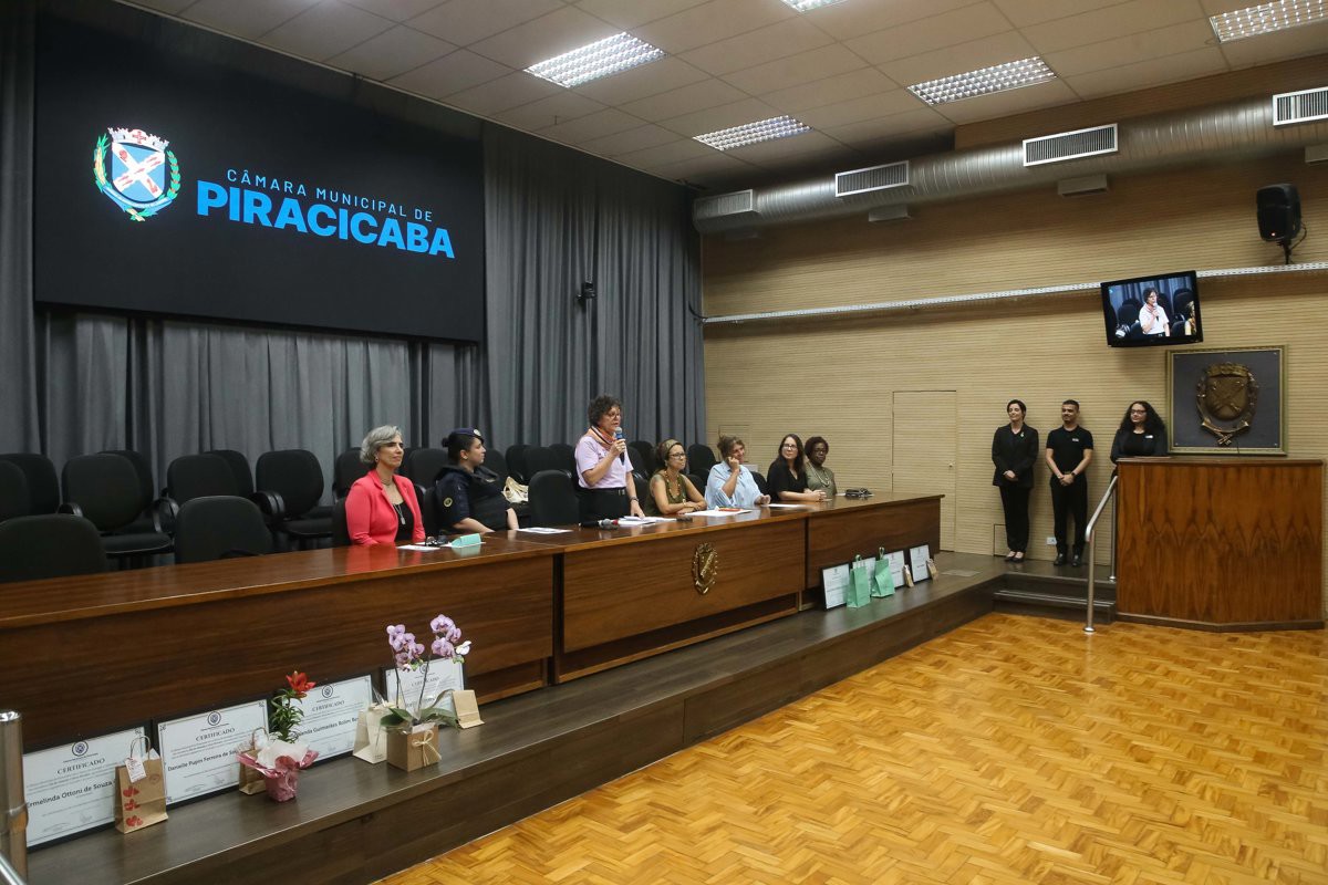 Reunião solene da Câmara celebra o Dia Internacional e Semana Especial da Mulher