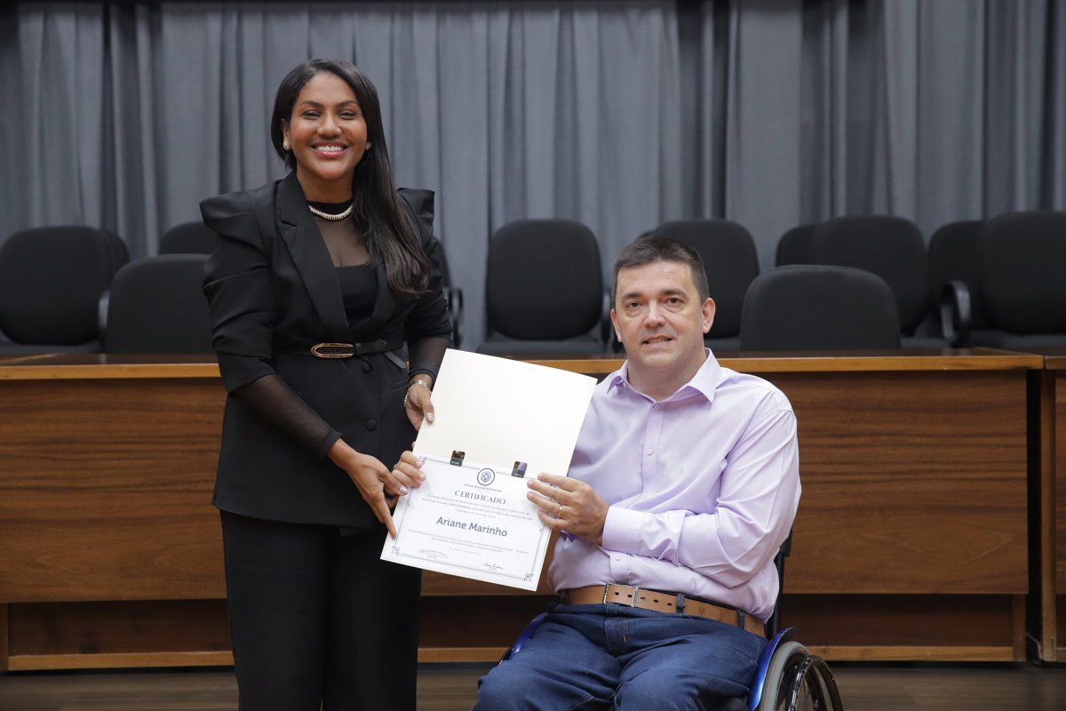 Homenageada Ariane Marinho