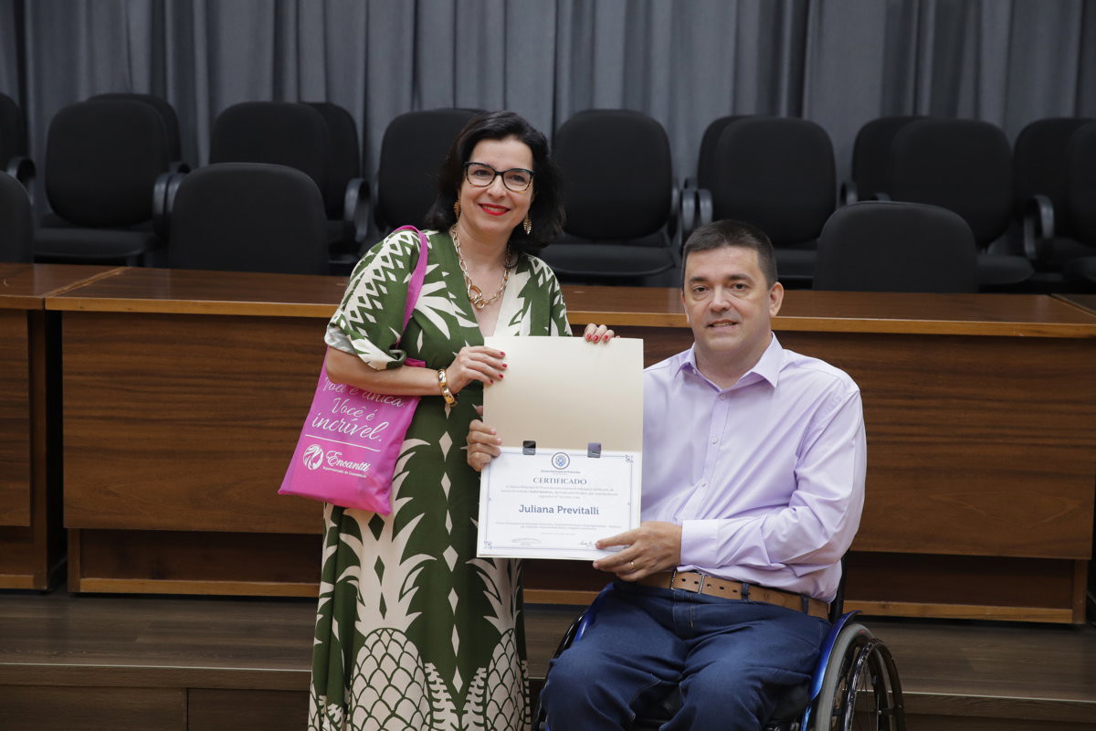 Homenageada Juliana Previtalli