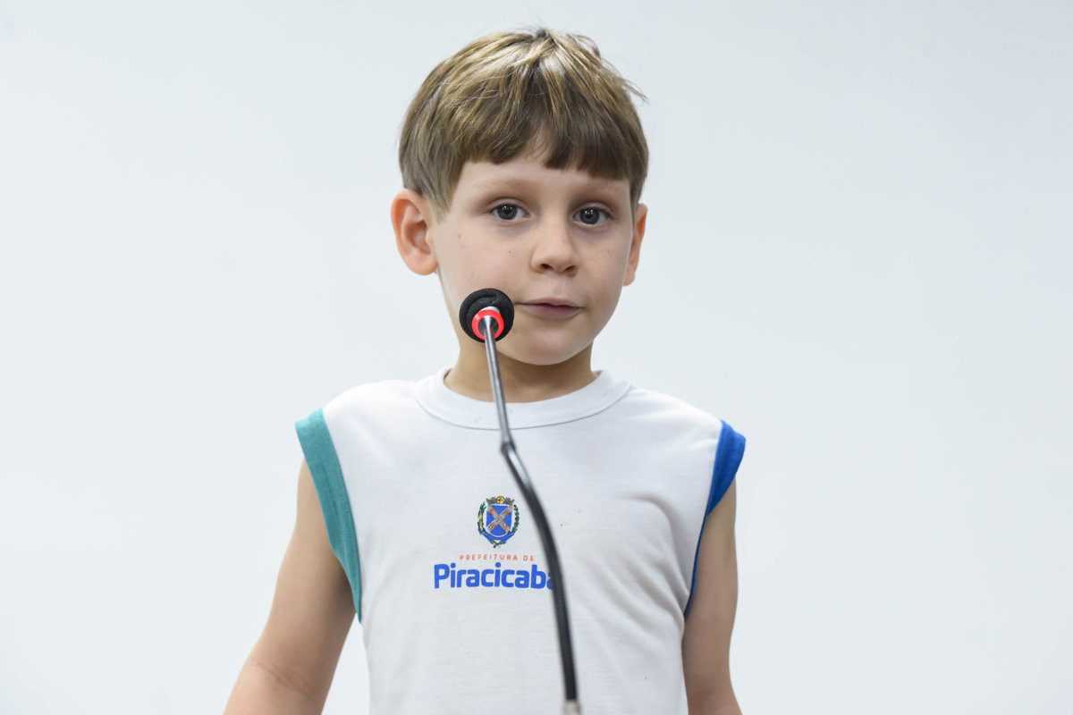 Projeto conheça o Legislativo